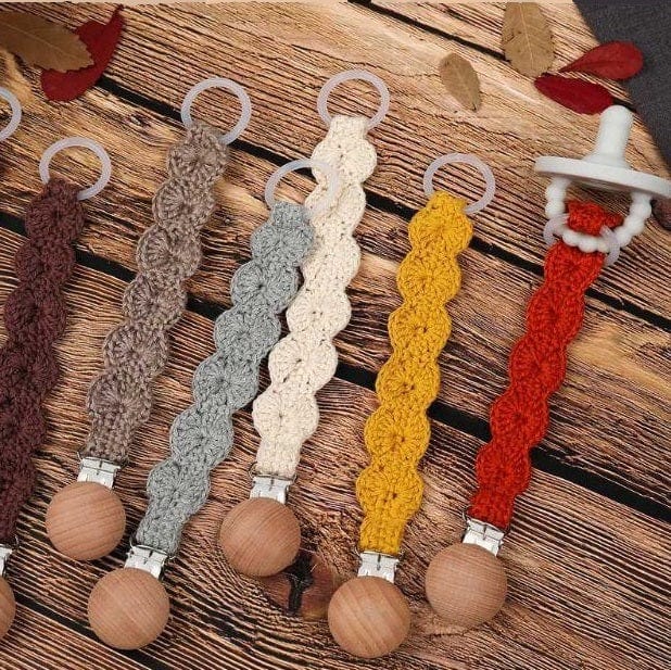 Attache Tétine Ronde en Macramé Élégance Esprit Macramé
