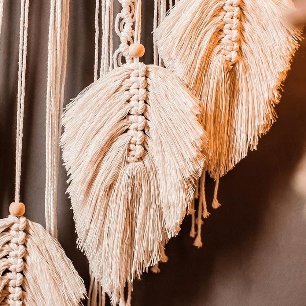 Attrape-Rêve Plume en Macramé Élégant Esprit Macramé