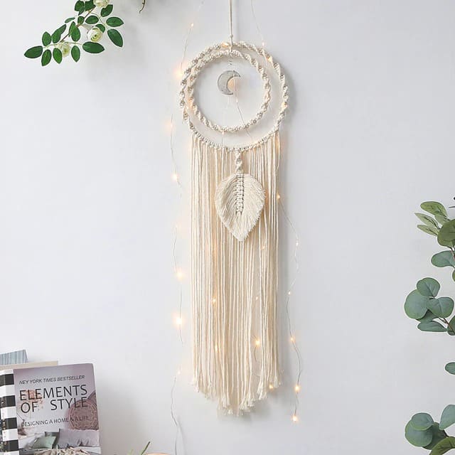 Attrape-Rêves en Macramé : Feuille Élégante Esprit Macramé