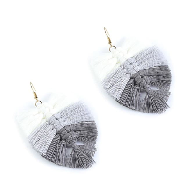 Boucle d'oreille feuille en Macramé Éclat Naturel Esprit Macramé
