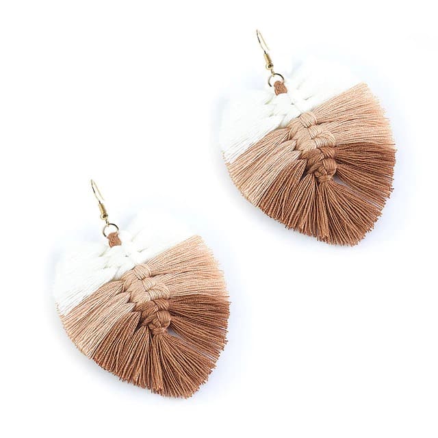 Boucle d'oreille feuille en Macramé Éclat Naturel Esprit Macramé