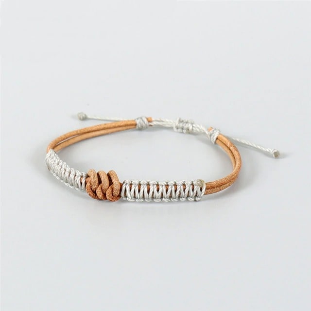 Bracelet en cuir Macramé Élégance Artisanale Esprit Macramé