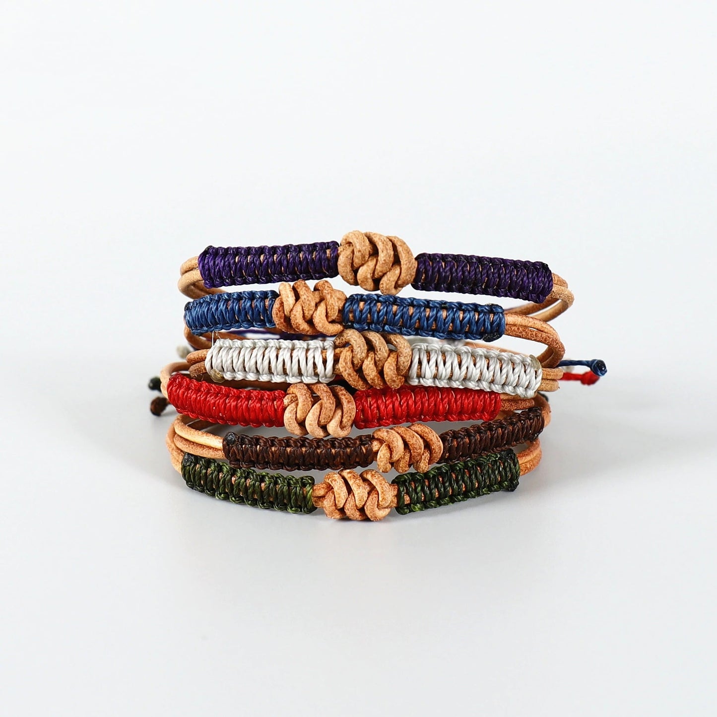 Bracelet en cuir Macramé Élégance Artisanale Esprit Macramé
