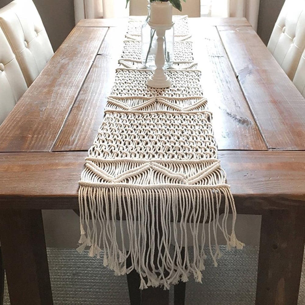 Chemin de Table Bohème en Macramé Élégant Esprit Macramé
