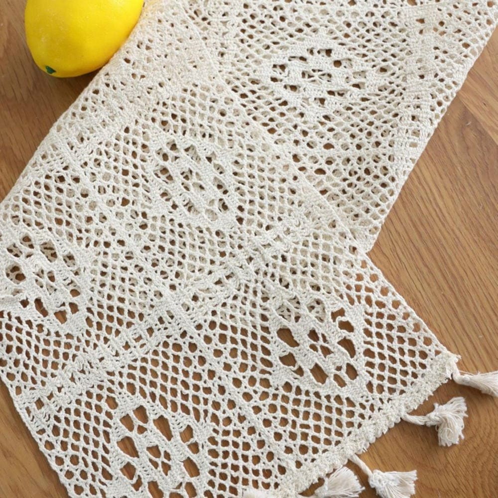 Chemin de Table en Dentelle Macramé Élégance Esprit Macramé