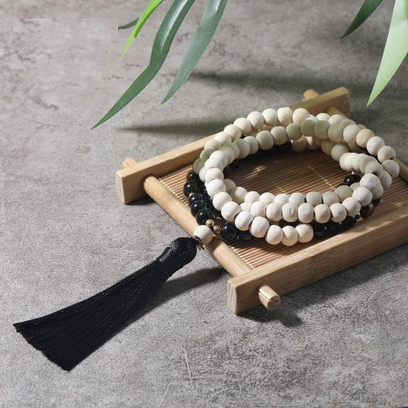 Collier de Perles Mala en Bois Élégance Naturelle Esprit Macramé
