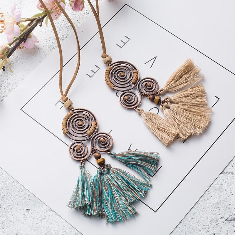 Collier Spirale en Macramé Élégance Esprit Macramé