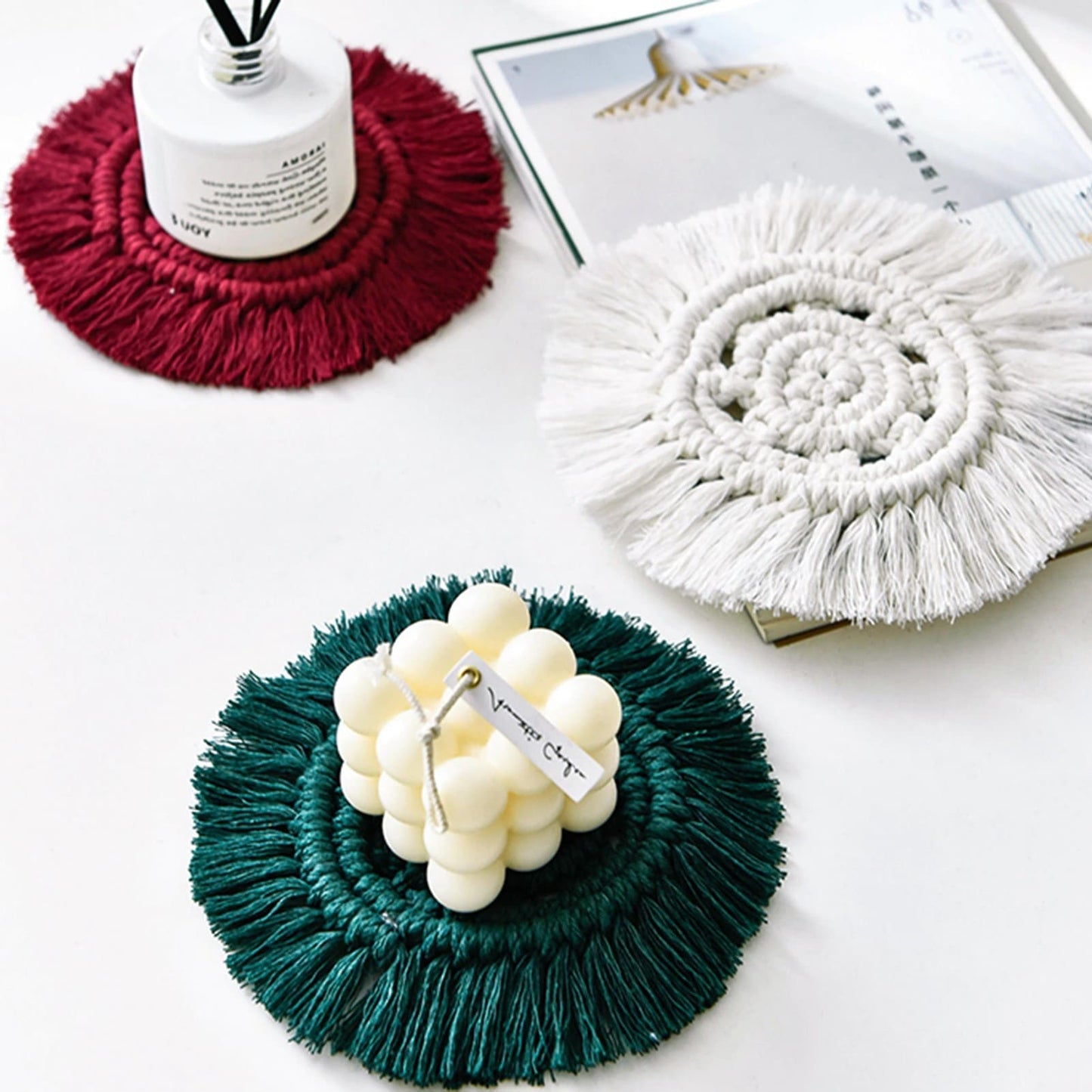 Dessous de verre en Macramé aux couleurs tendances Esprit Macramé