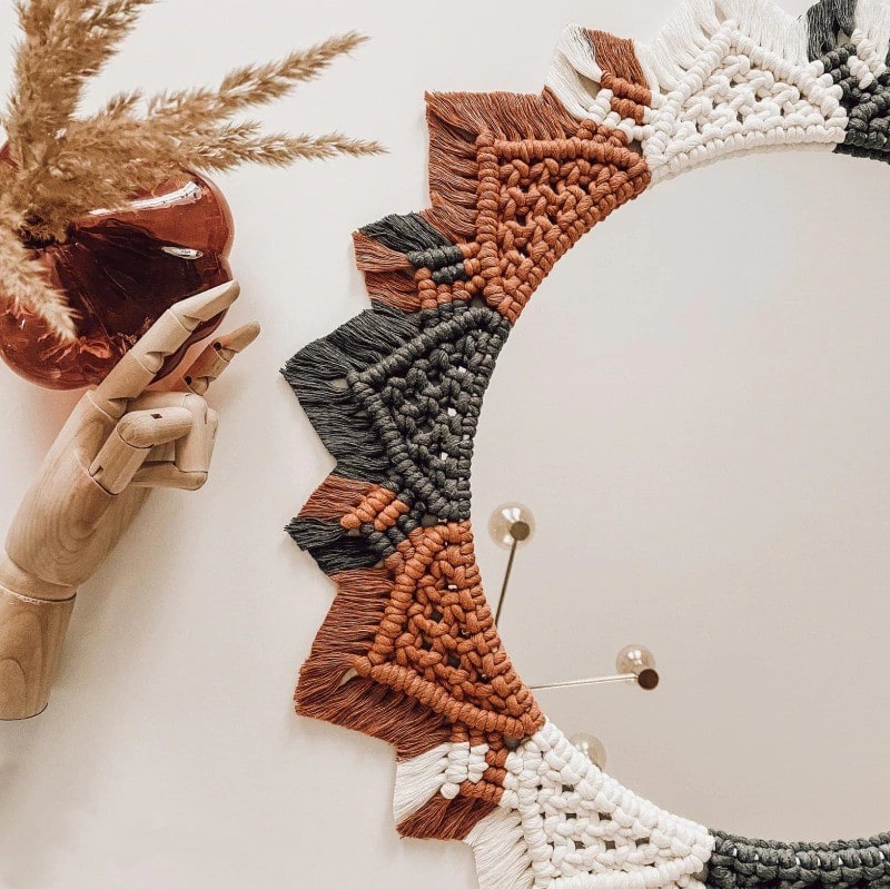 Miroir Éclatant en Macramé Esprit Macramé
