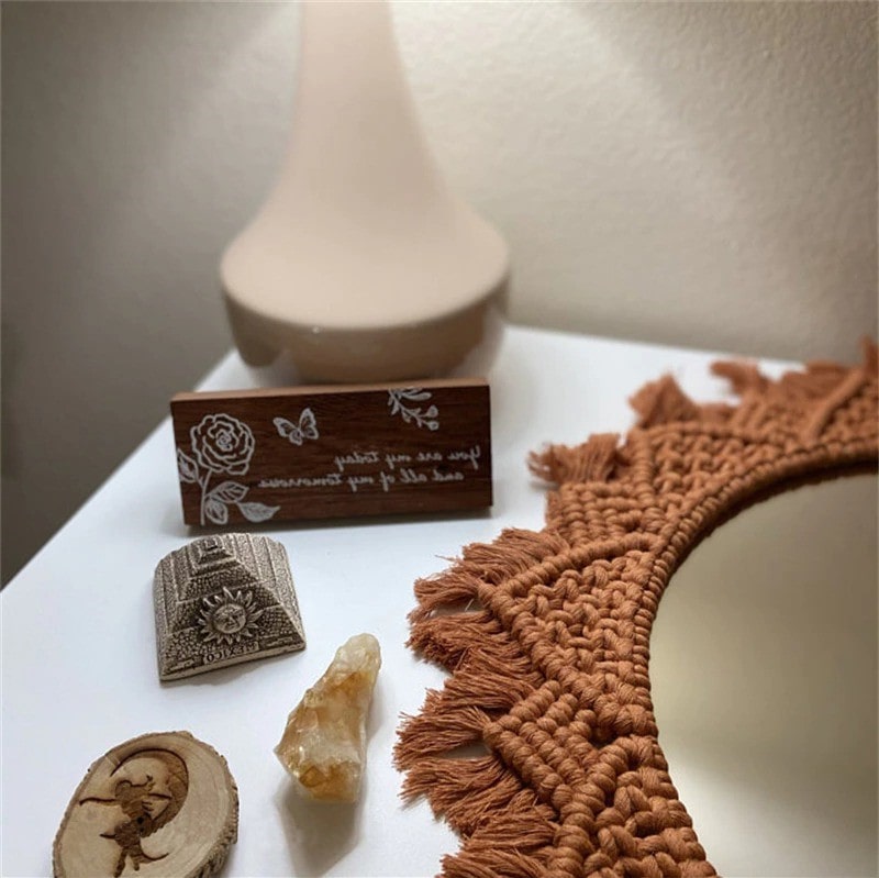 Miroir Ocre en Macramé Artisanal Esprit Macramé