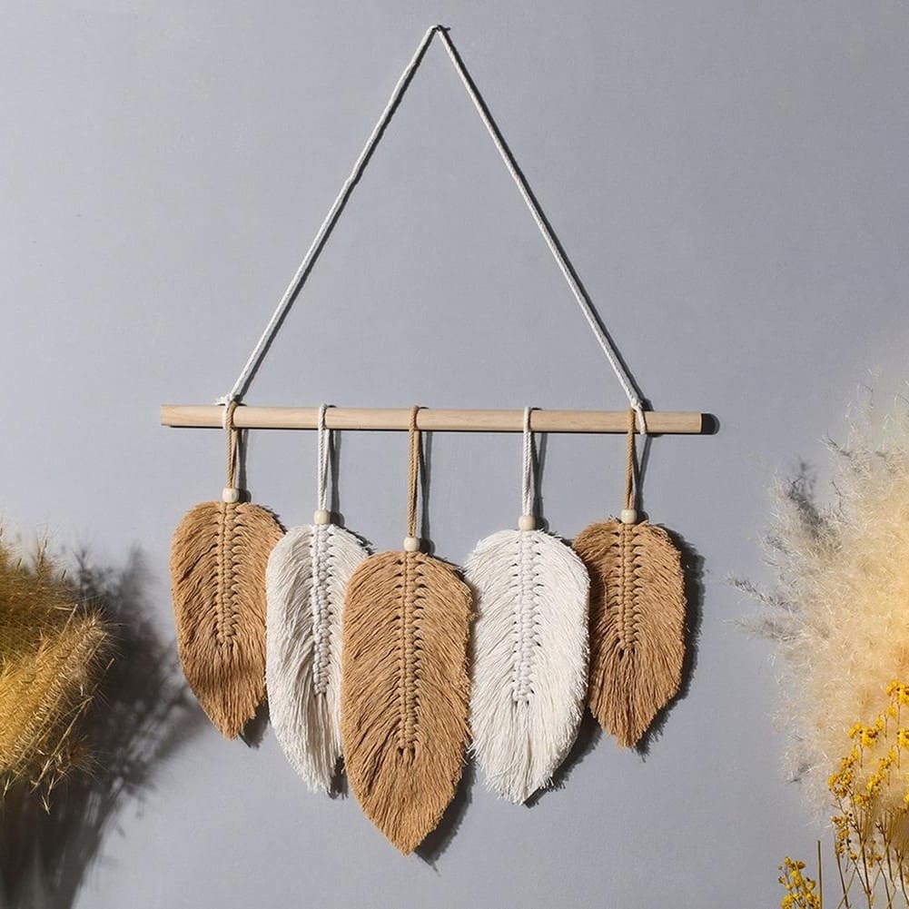 Plume en Macramé : Élégance Murale Artisanale Esprit Macramé