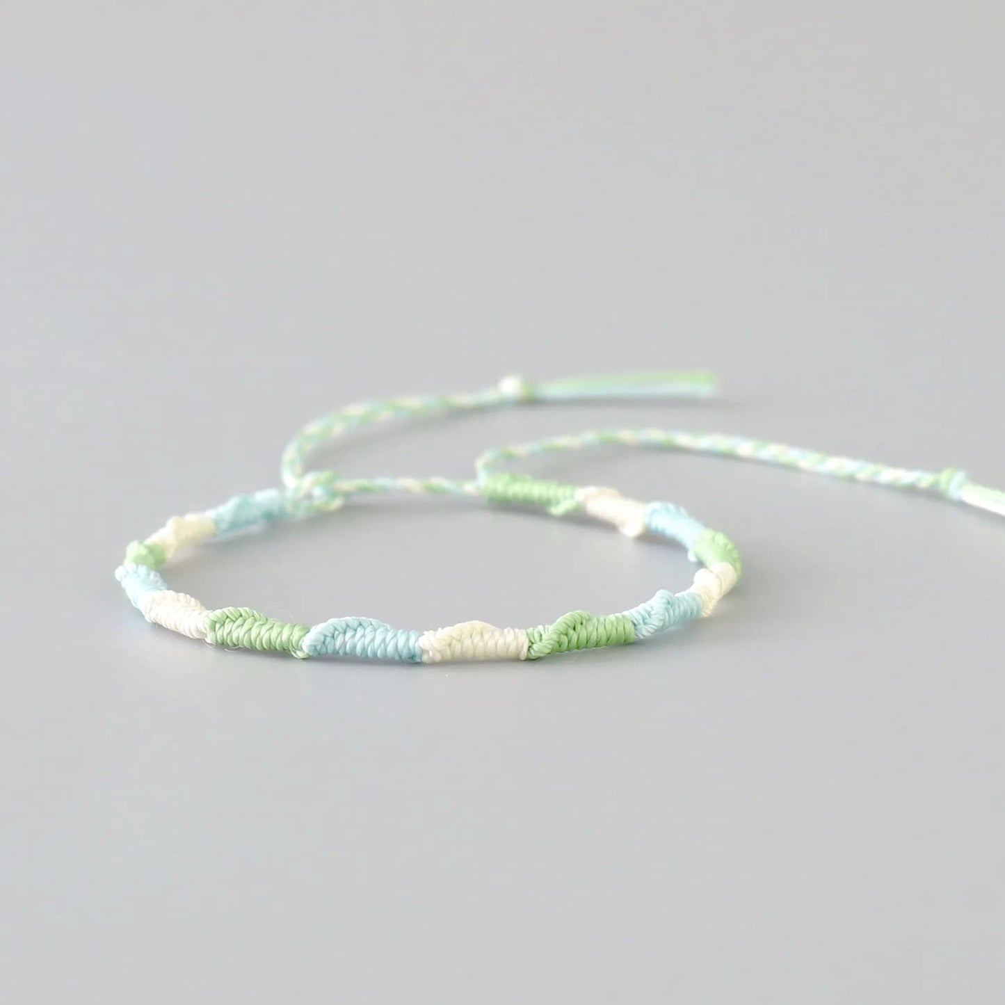 Bracelet Torsadé en Macramé Chic Esprit Macramé