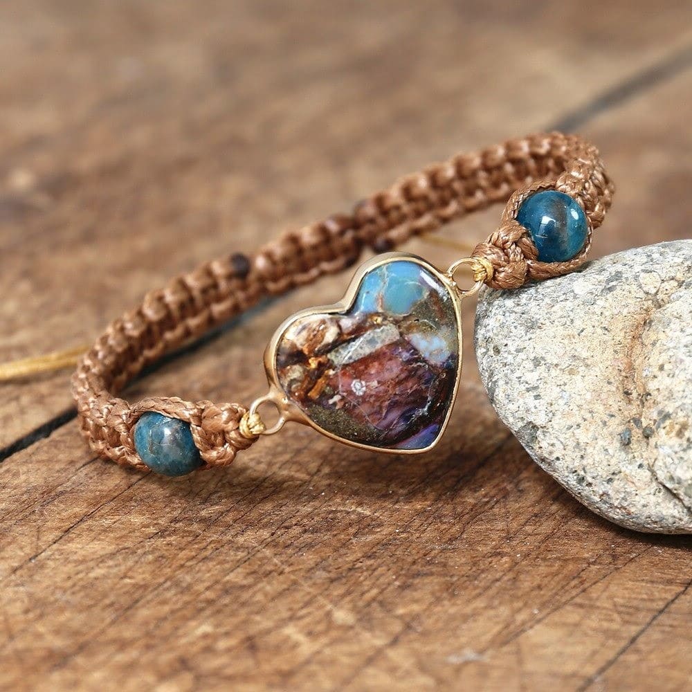 Cœur en Macramé : Bracelet Élégance Artisanale Esprit Macramé
