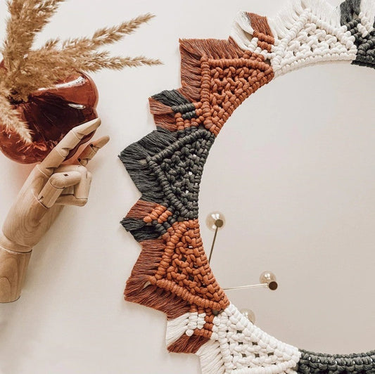 Miroir Éclatant en Macramé Esprit Macramé