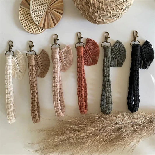 Porte-clé Plume en Macramé Élégance Esprit Macramé